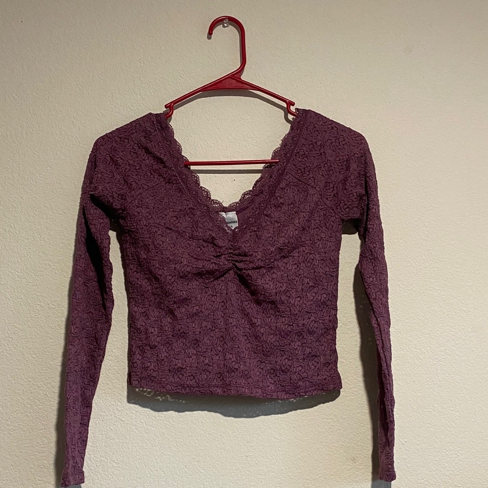 No Boundaries Plum Lace V-Neck Long Sleeve Top